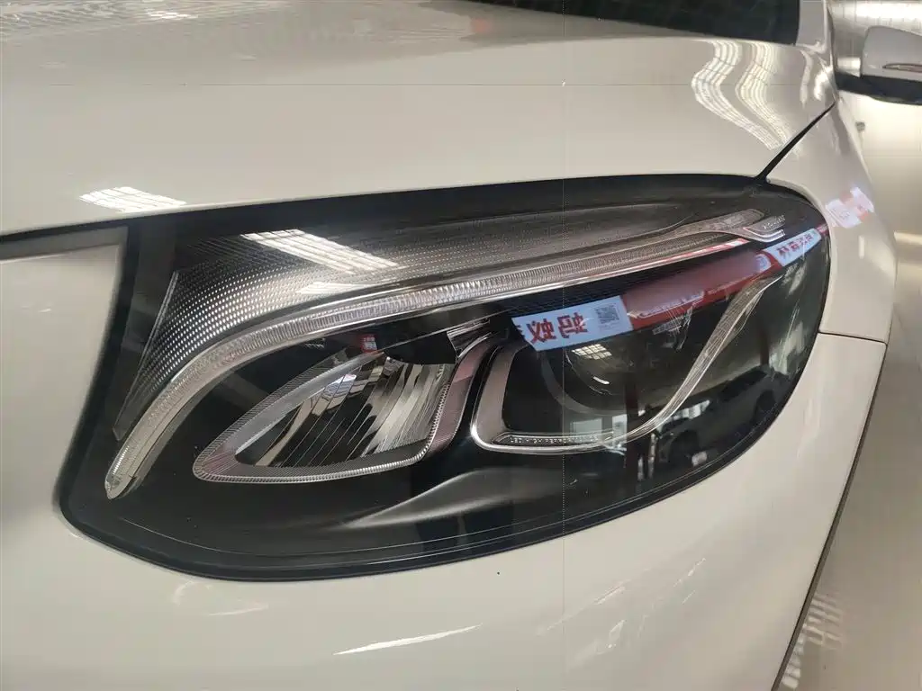 Mercedes-Benz GLC 2019 GLC 260 L 4MATIC Luxury фото 18