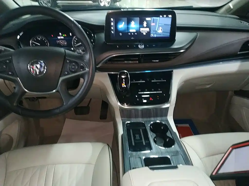 BUICK GL8