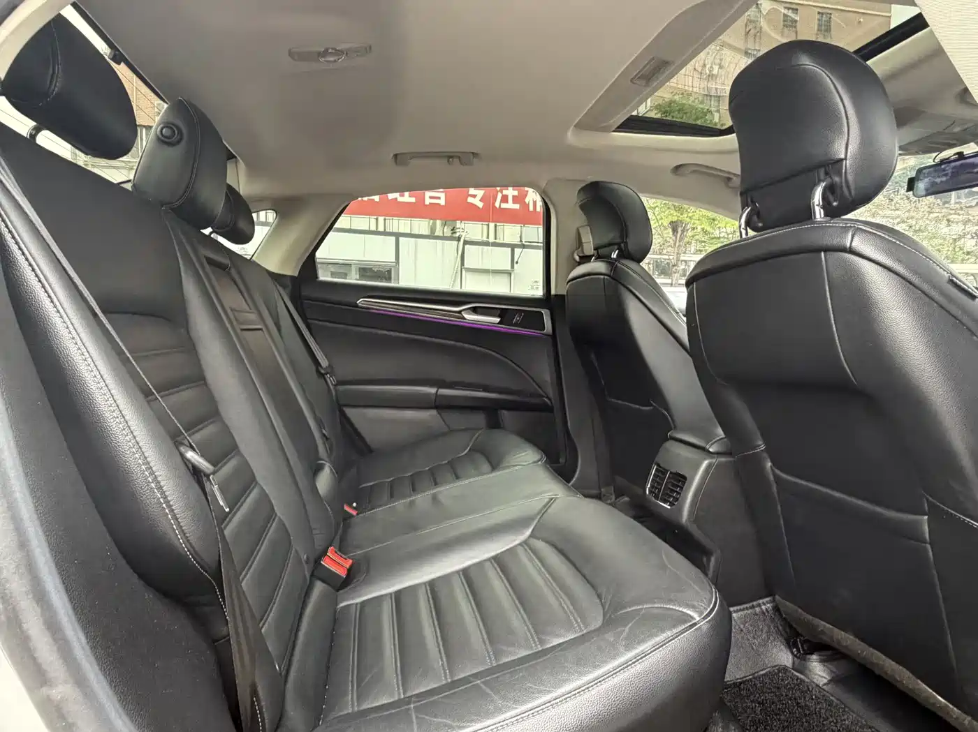 FORD MONDEO