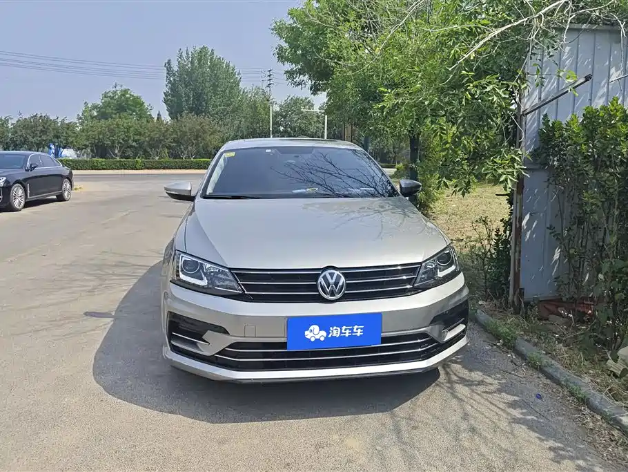 Volkswagen Sagitar 2018 280TSI DSG Spark Edition фото 2