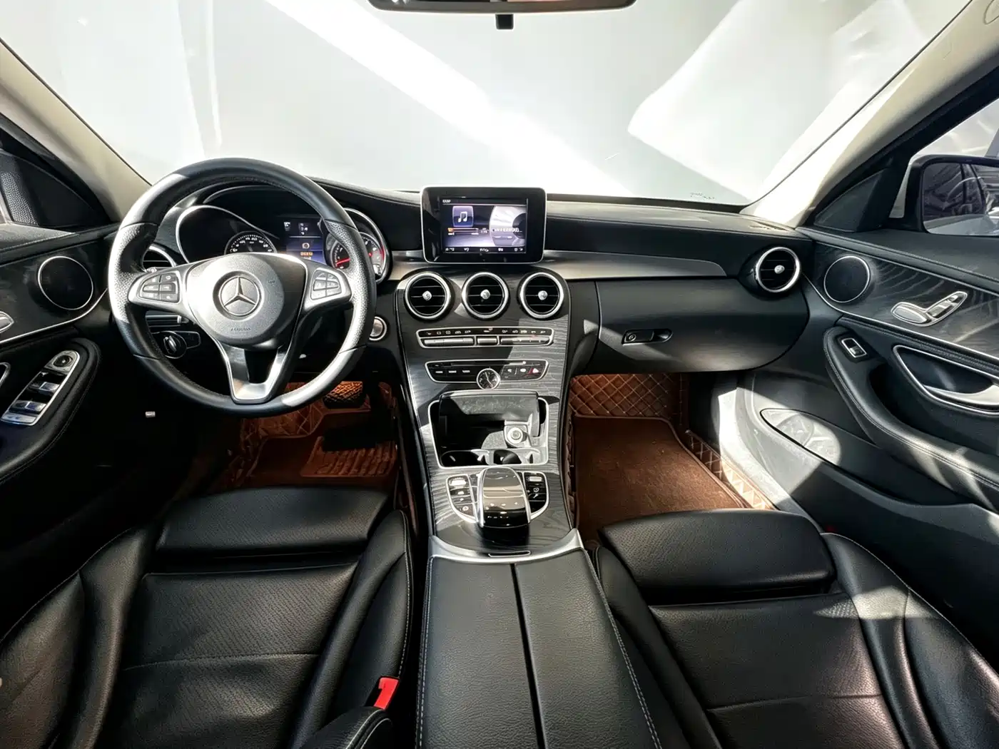 Mercedes-Benz C-Class 2017 Facelift C 180 L Fashion Sport Edition фото 9