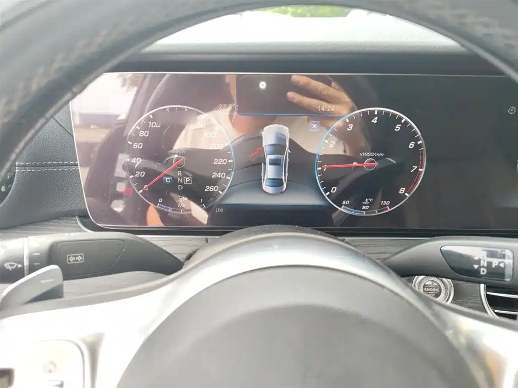 Mercedes-Benz E-Class 2020 Facelift E 300 L Sport Fashion фото 4