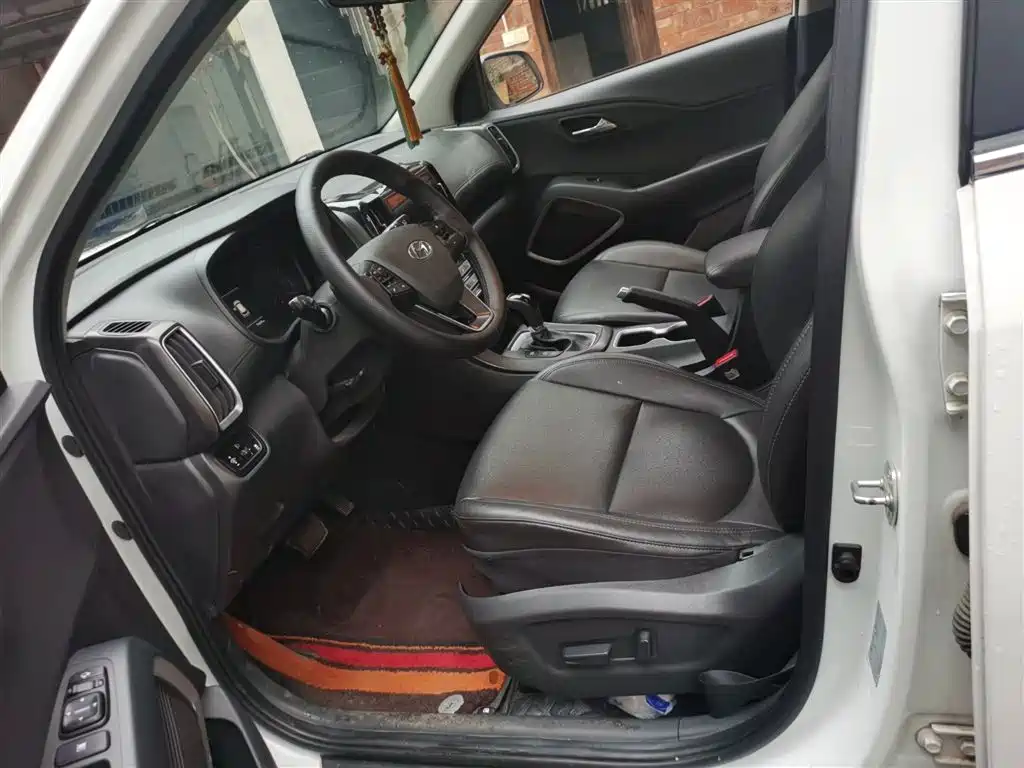 Hyundai Beijing Hyundai ix35 2019 2.0L Automatic 2WD Zhiyong·Smooth Enjoy China VI фото 14