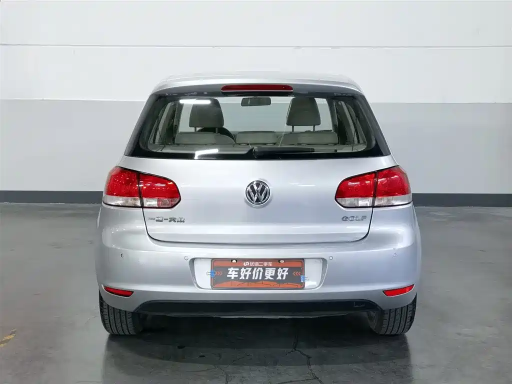 Volkswagen Golf 2012 1.6 Automatic Comfort Type фото 4