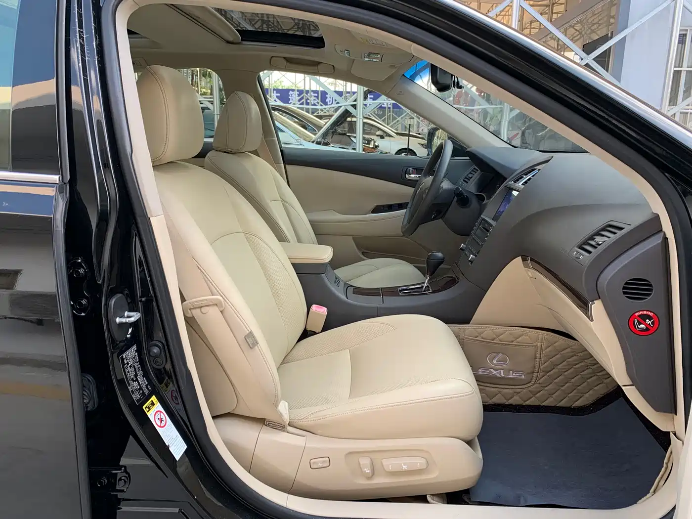 Lexus ES 2012 240 Special Limited Edition фото 8
