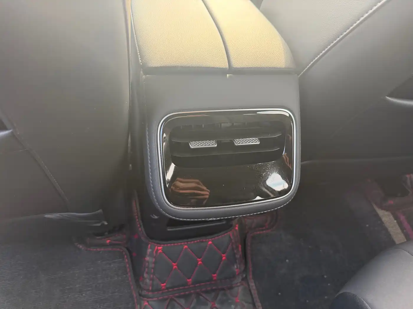 Chery Fengyun Fengyun T8 2025 2025 Model 1.5T 130km Luxury 5-Seater