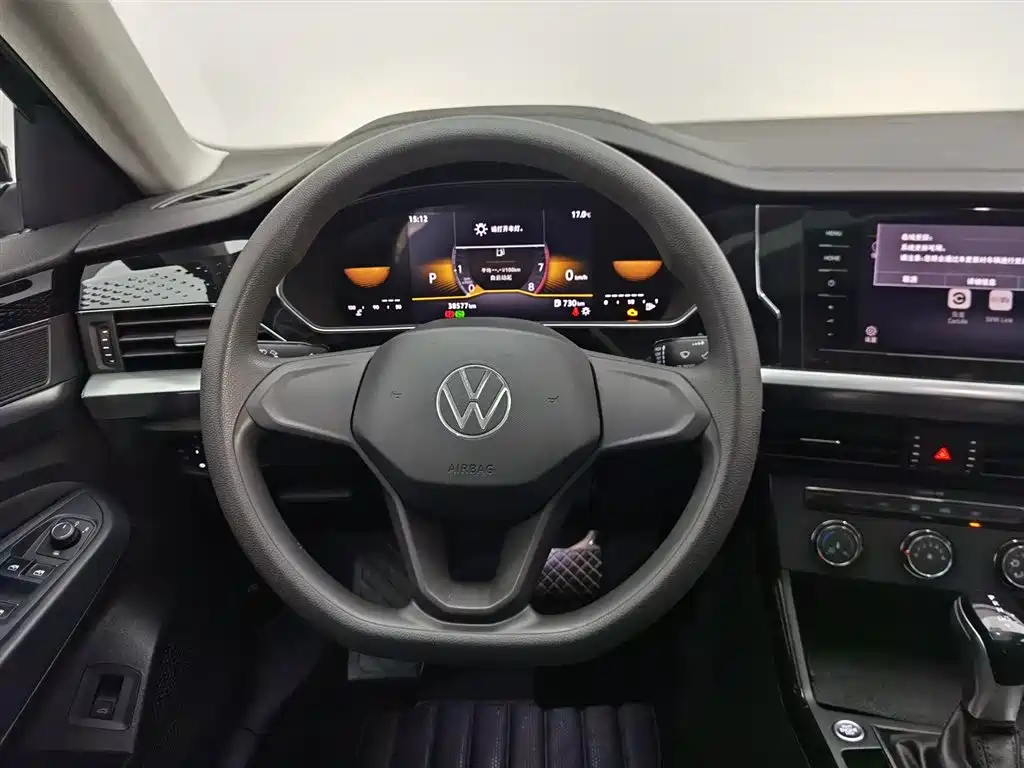 Volkswagen Passat 2023 Facelift 280TSI Business Edition фото 11