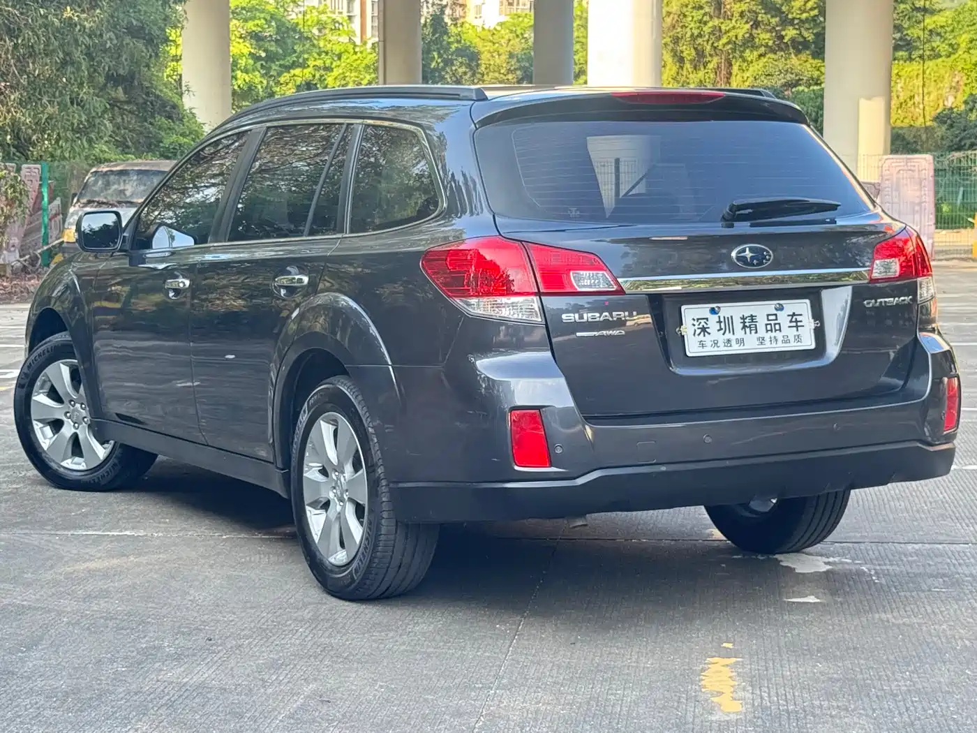 Subaru Outback 2011 2.5i Luxury Edition фото 3