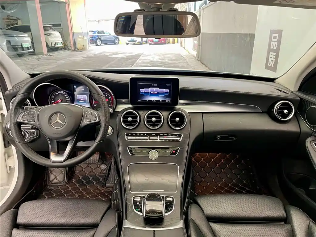 Mercedes-Benz C-Class 2016 C 200 L Sport фото 8