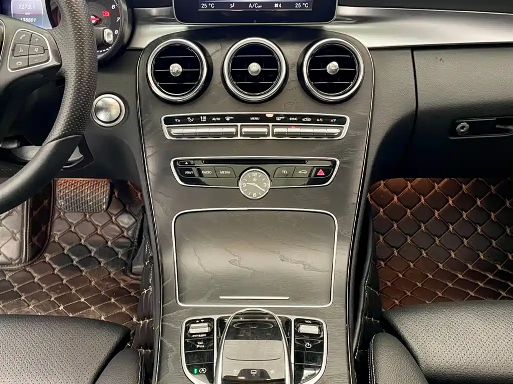 Mercedes-Benz C-Class 2016 C 200 L Sport фото 9