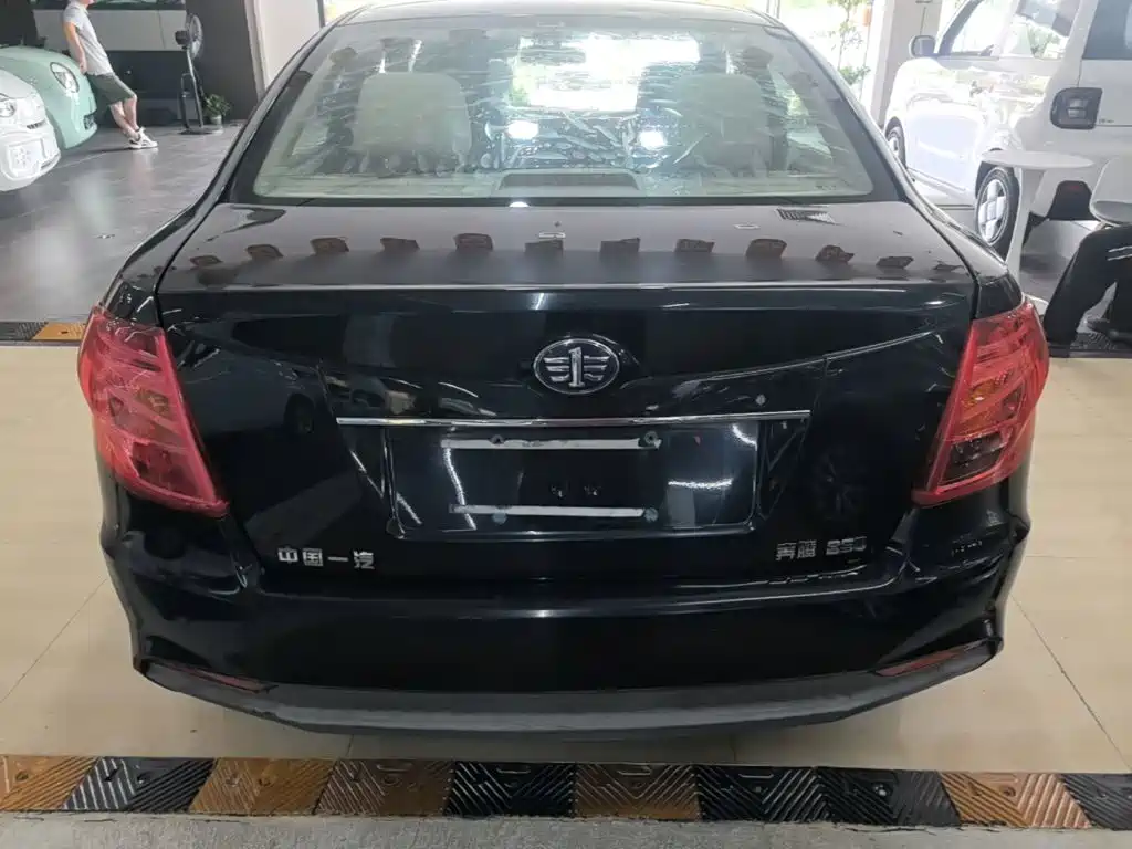 Besturn B50 2016 2013 1.6L Automatic Luxury