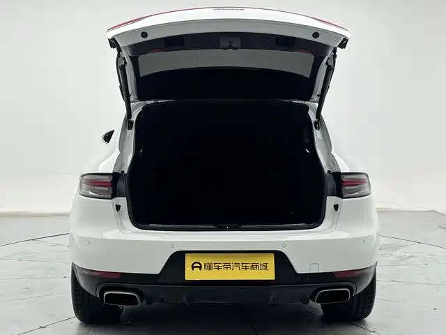 Porsche Macan 2020 Macan 2.0T фото 23