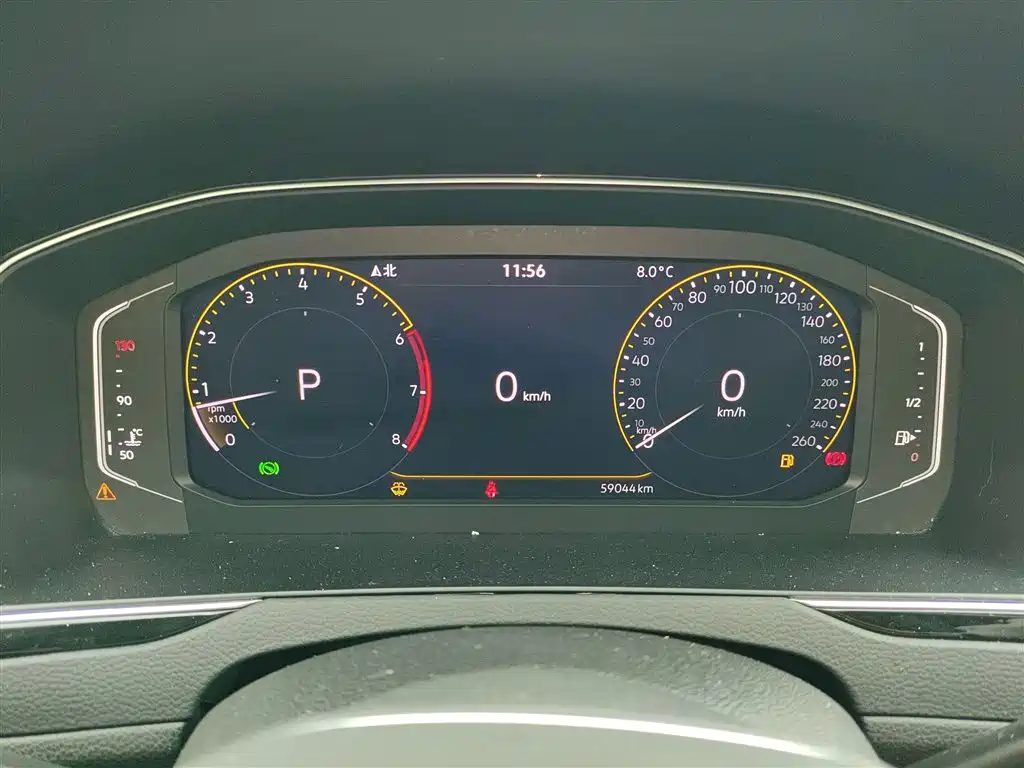 Volkswagen Magotan 2020 330TSI DSG Luxury фото 8