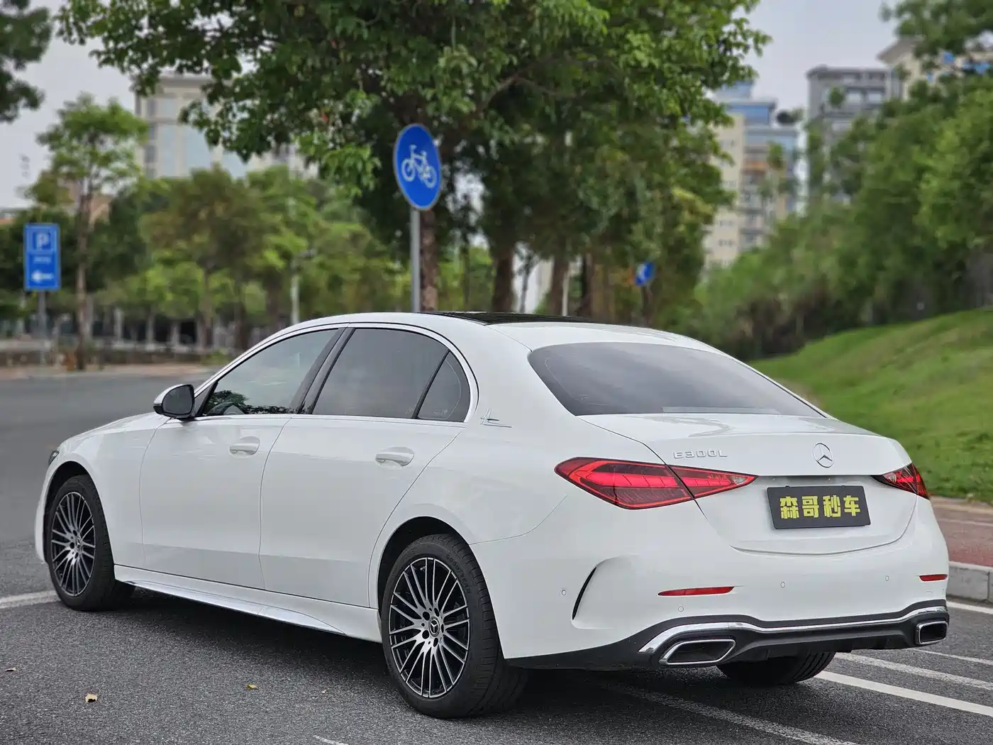 MERCEDES-BENZ C CLASS