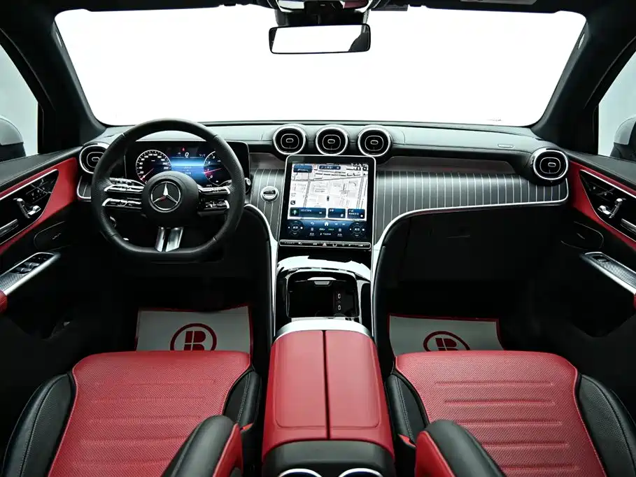 Mercedes-Benz GLC 2023 GLC 300 L 4MATIC Sport 5-Seater фото 14