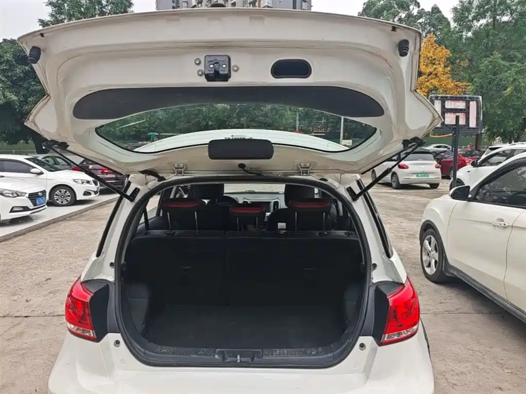Haval H1 2017 Red Label 1.5L Manual Luxury фото 19