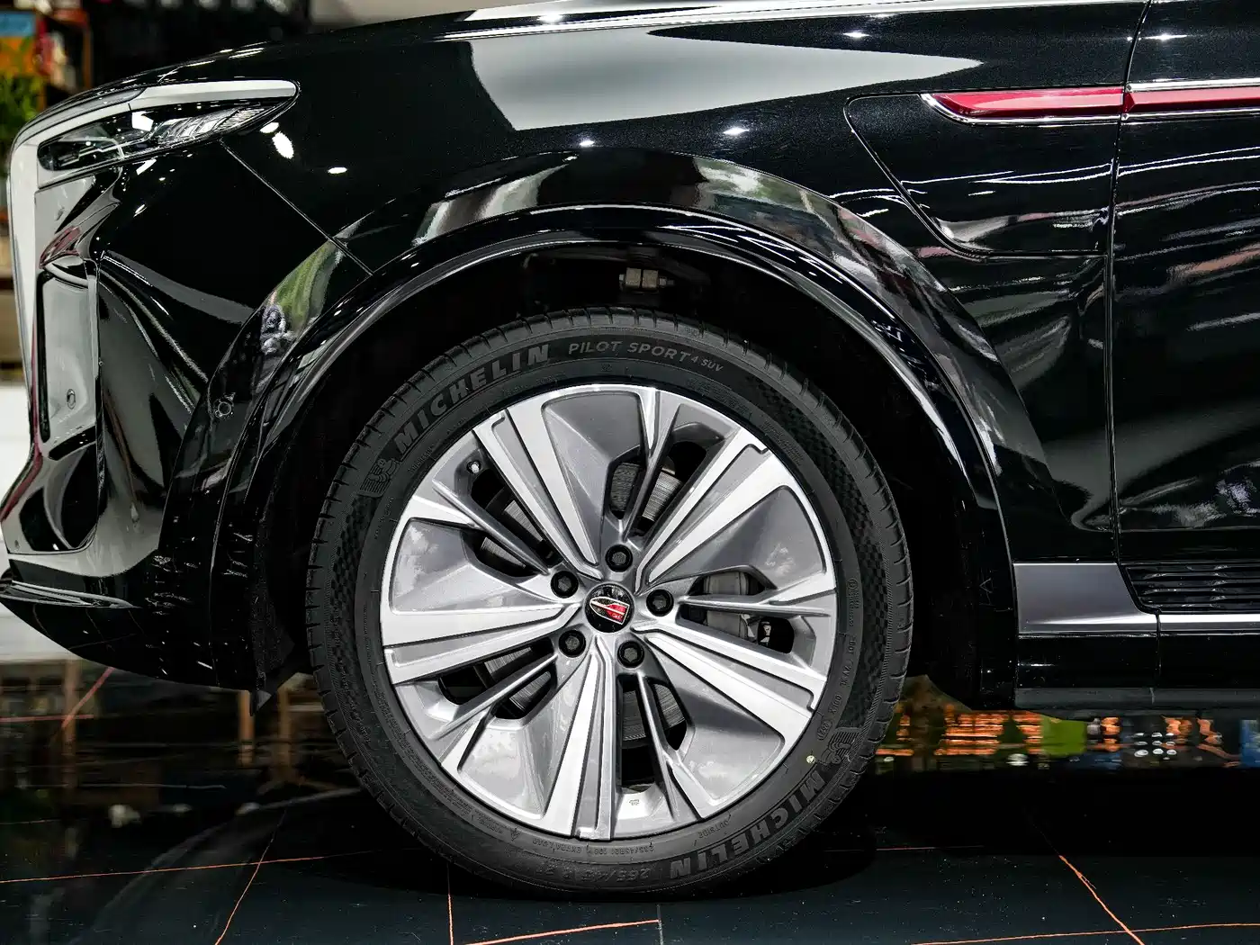 Hongqi E-HS9 2021 460km Flagship Comfort 6-seater фото 9