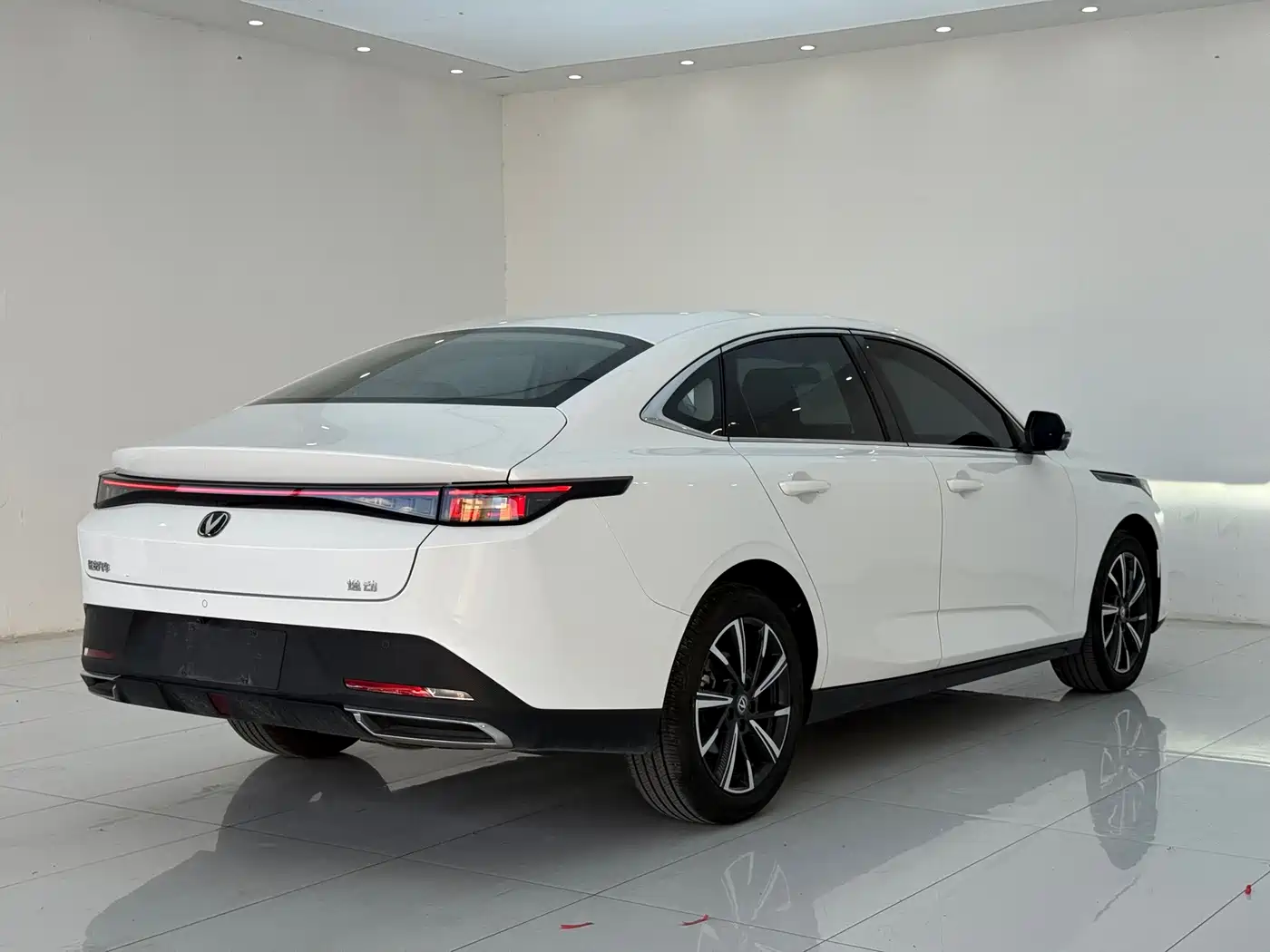 Changan Eado 2025 2025 Blue Whale 1.5T 500Bar Premium