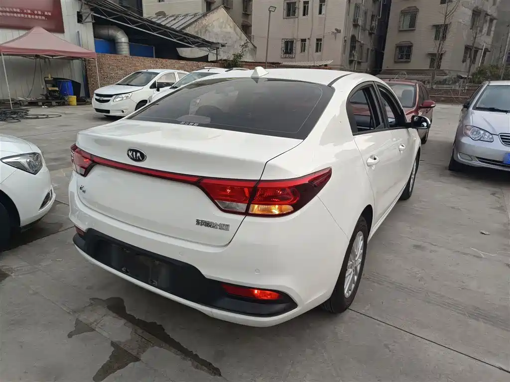 Kia K2 2017 Sedan 1.4L MT GLS фото 5