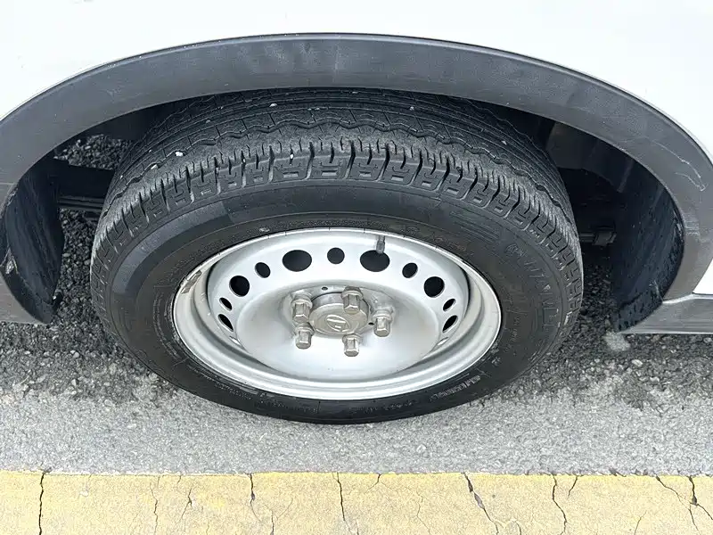 SAIC MAXUS CHASE EV30