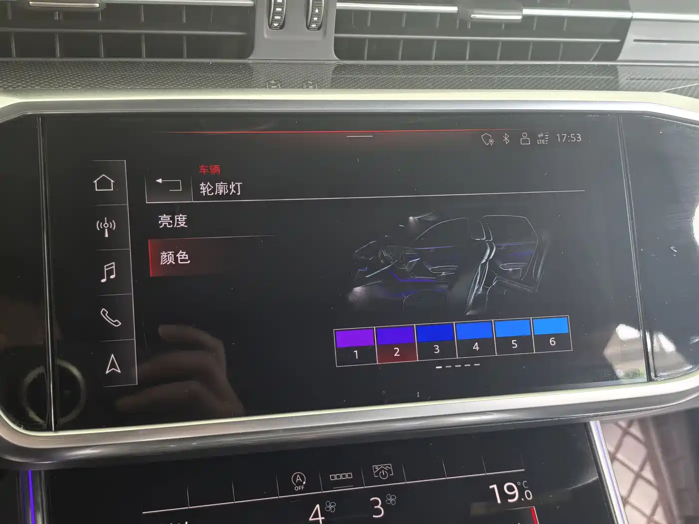Audi A6L 2021 45 TFSI Exclusive Sport фото 19