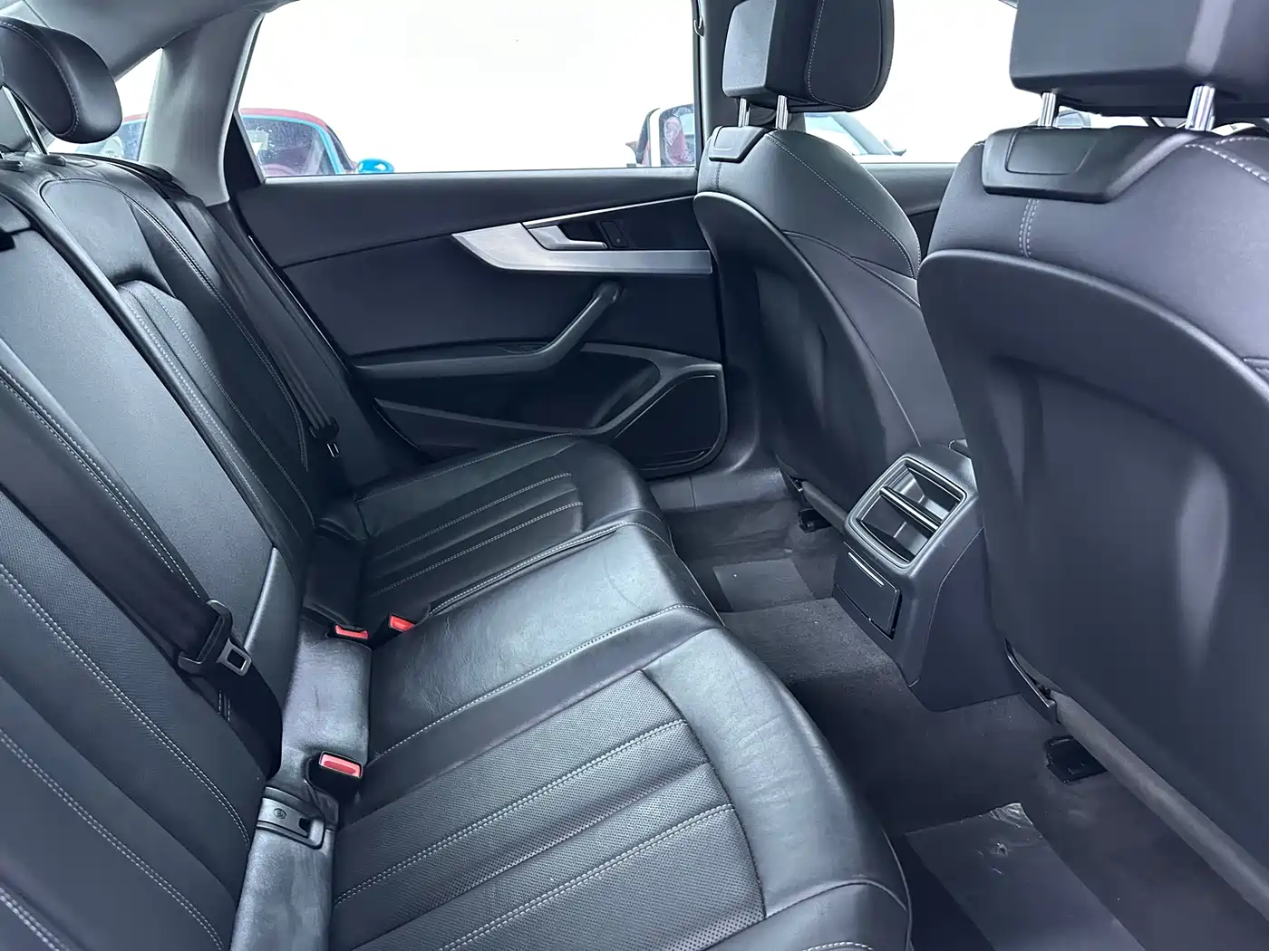Audi A4L 2020 40 TFSI Fashion Dynamic Edition фото 13