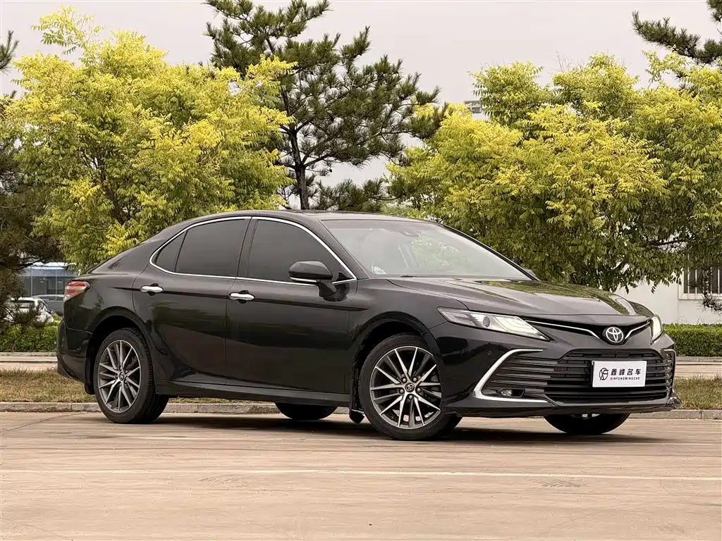Toyota Camry 2021 2.5G Luxury Edition фото 3