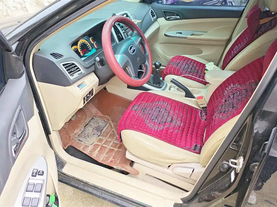 BYD F3 2014 1.5L Manual Luxury фото 9