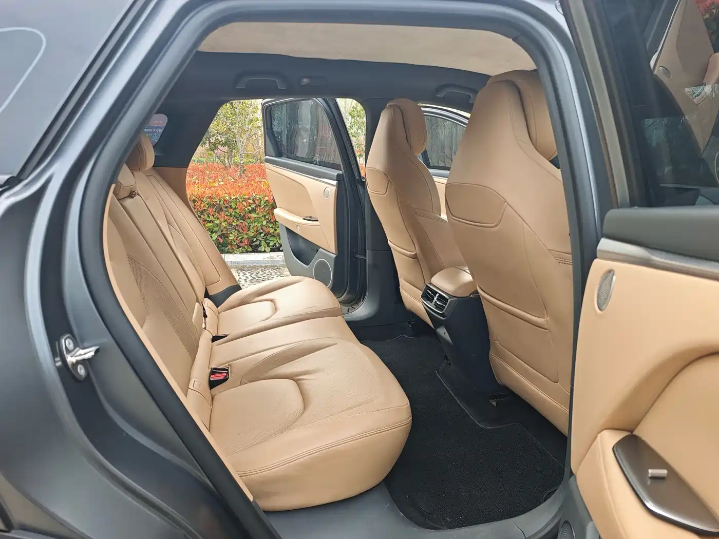 ARCFOX EXTREME FOX POLAR FOX ALPHA T5