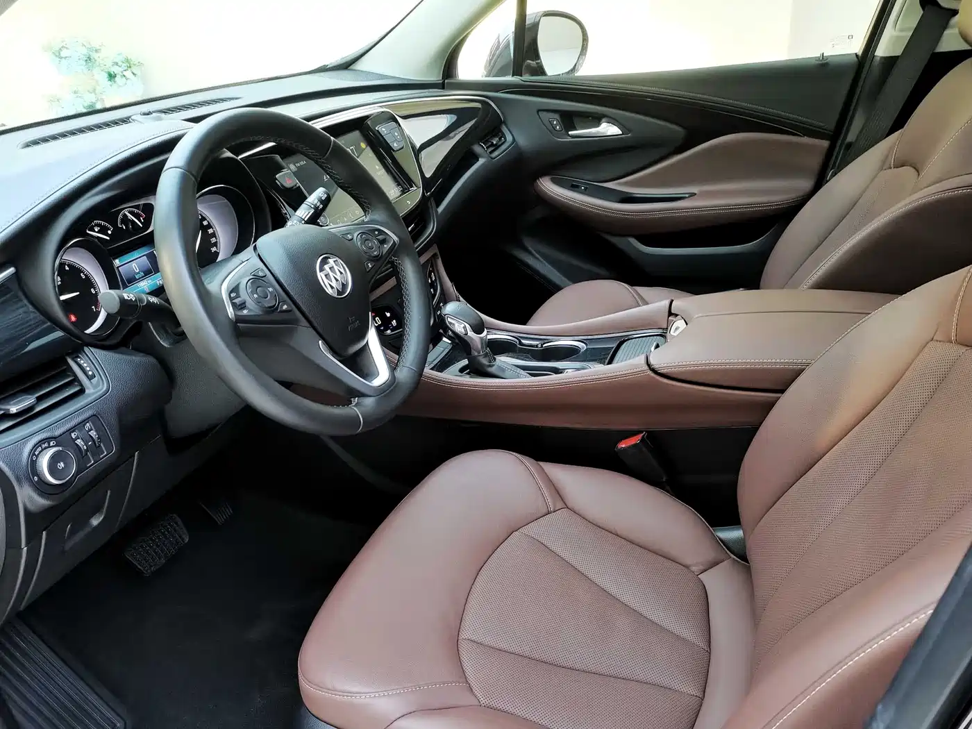 Buick Envision Plus 2020 20T FWD Luxury фото 7