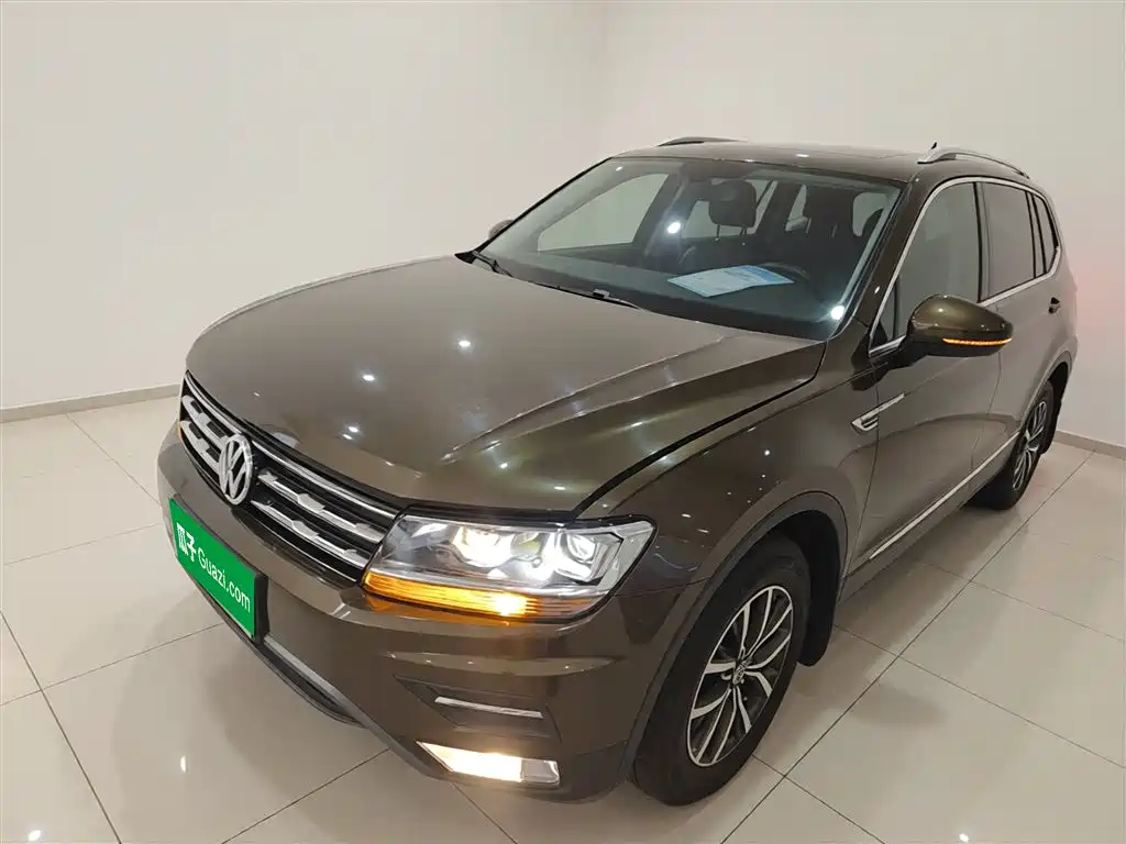 Volkswagen Tiguan L 2018 330TSI Automatic 2WD Luxury Edition