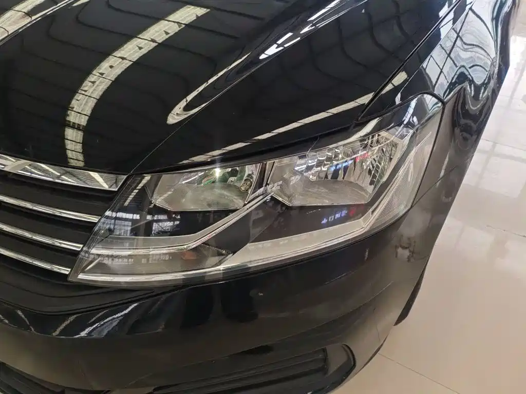 Volkswagen Lavida 2019 Lavida Start 1.5L Manual Trend (China VI) фото 18
