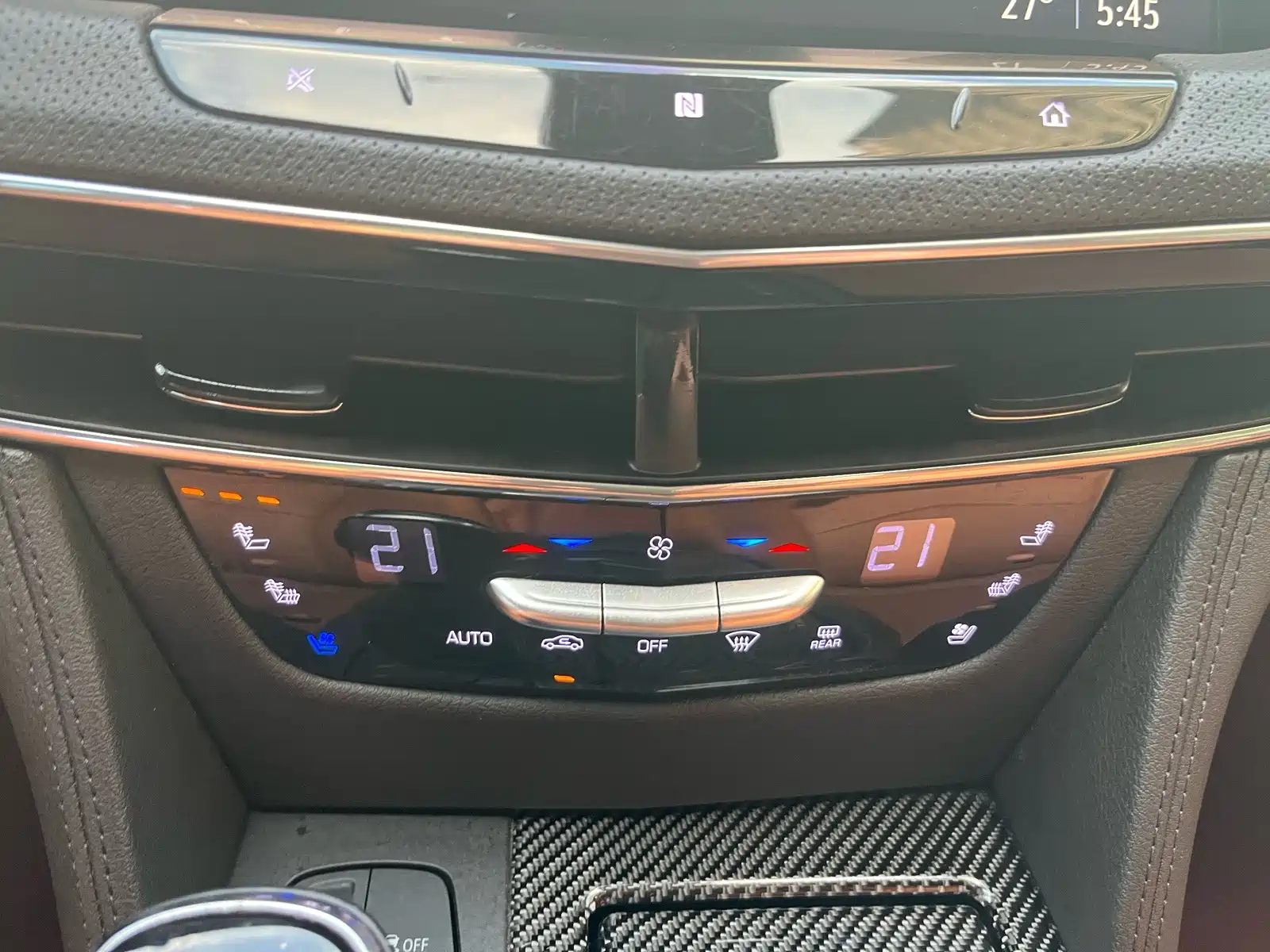 Фото 35 - Cadillac CT6
