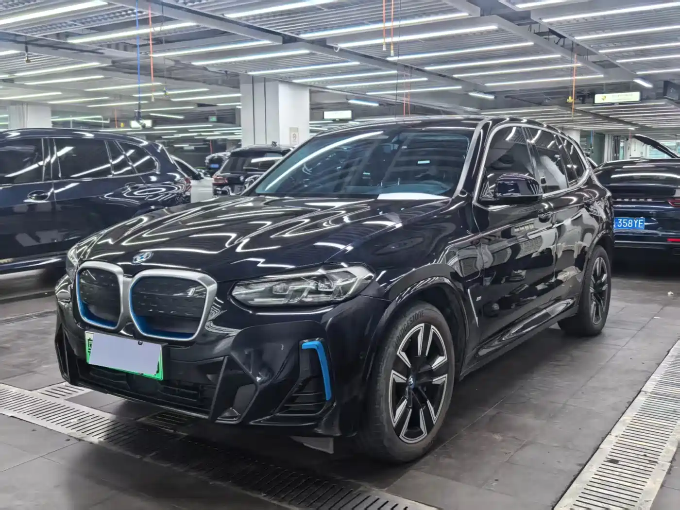 Фото 1 - BMW iX3
