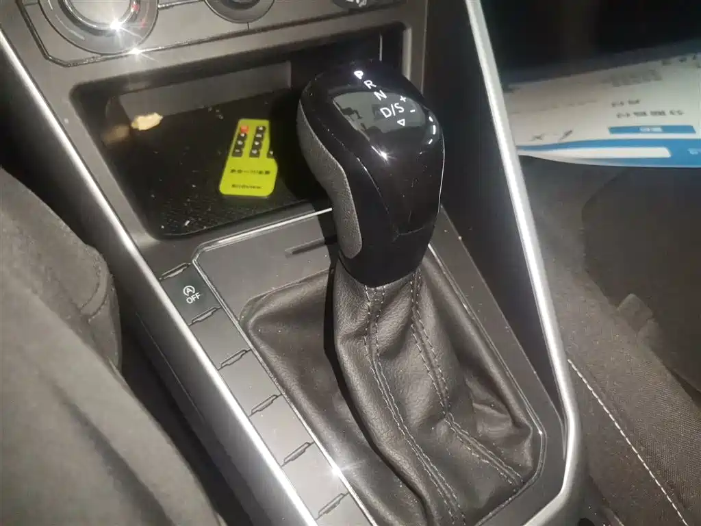Volkswagen Polo 2022 Plus 1.5L Automatic Joyful Living Edition фото 10