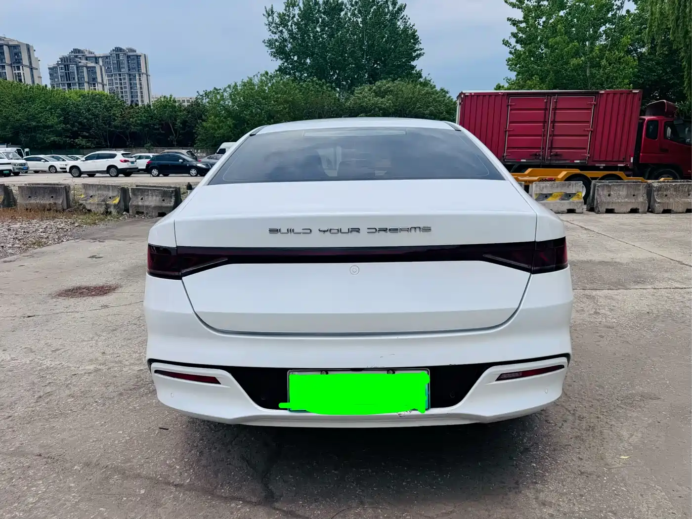 BYD Qin PLUS 2024 Glory Edition DM-i 55KM Leading фото 6