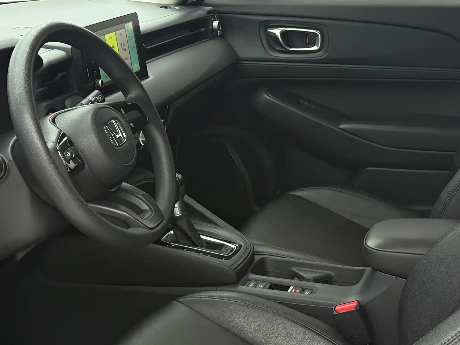 Photo 11 - Honda Vezel