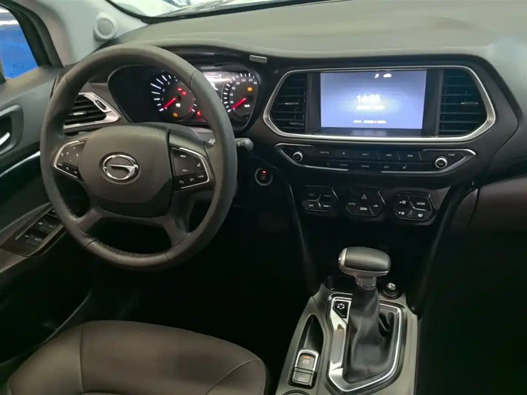 GAC Trumpchi Trumpchi GS4 2017 235T Automatic 2WD Luxury Smart Connected Edition фото 10