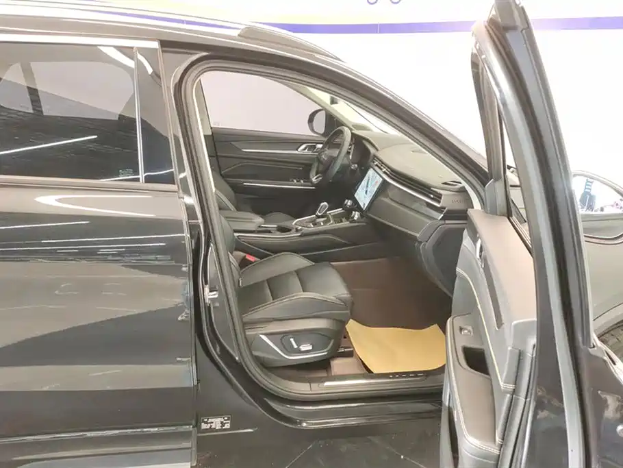 Lynk & Co 01 2023 2.0TD 2WD Pro фото 8