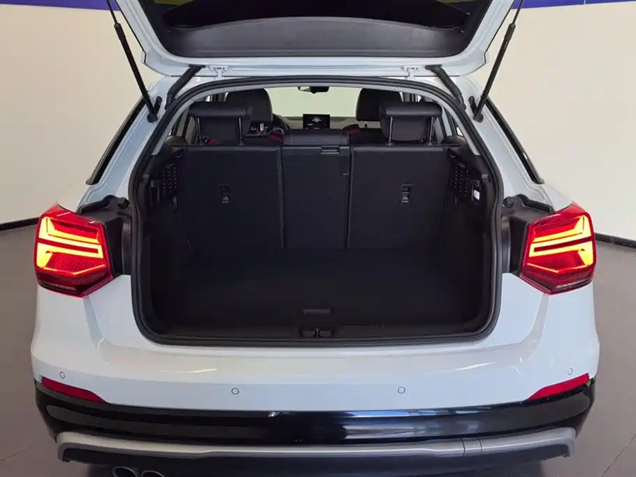 Audi Q2L 2018 35 TFSI Fashion Dynamic China VI фото 4
