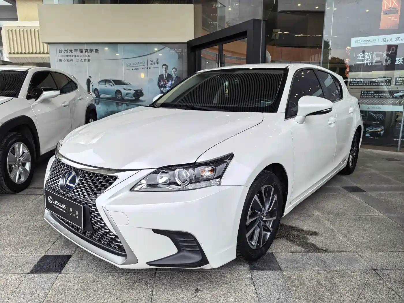 Lexus CT 2017 CT200h Elite Edition (Single Color) China VI