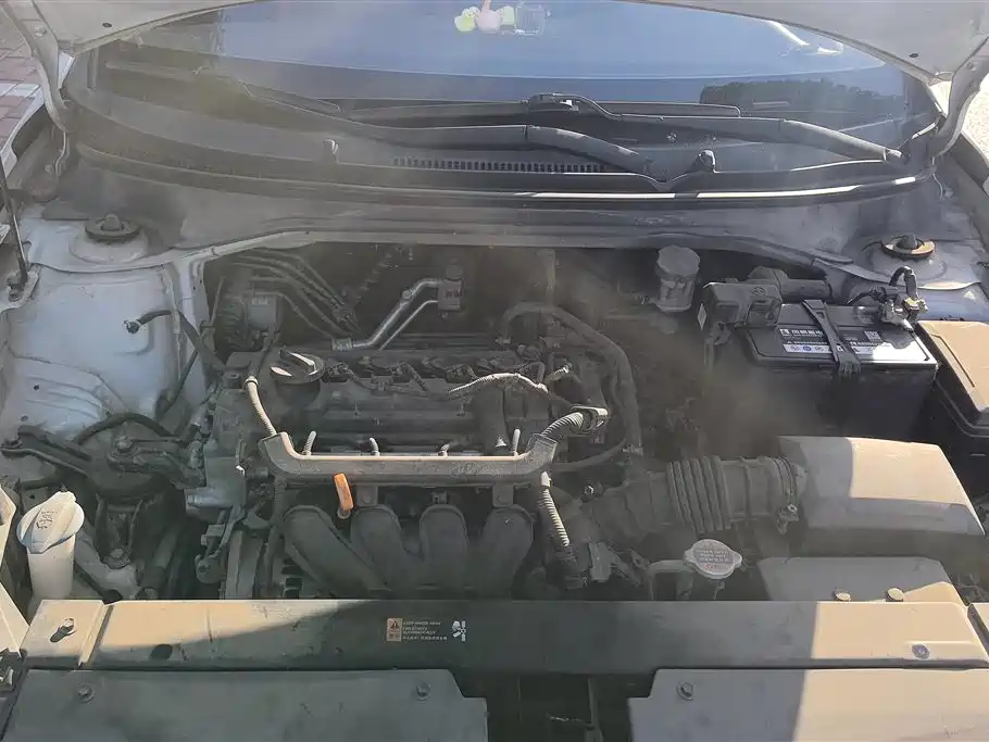 Kia KX CROSS 2017 1.4L AT GLS фото 10