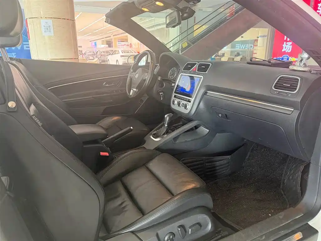 Volkswagen Eos 2011 Model 2.0TSI фото 8