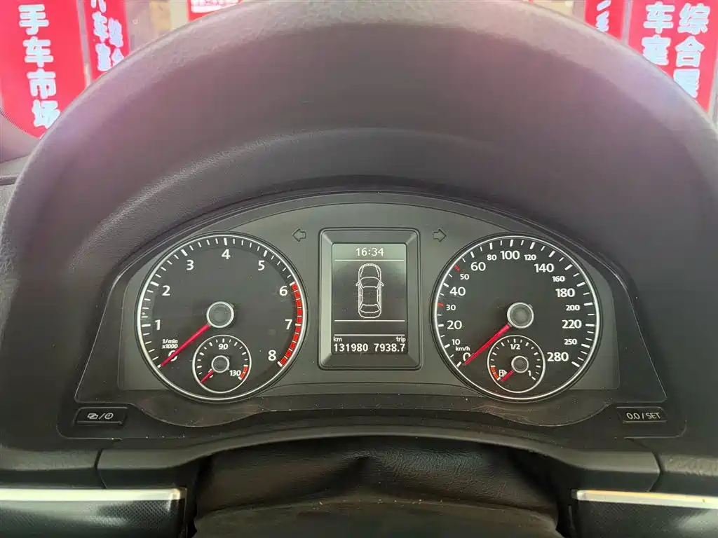 Volkswagen Eos 2011 Model 2.0TSI фото 9