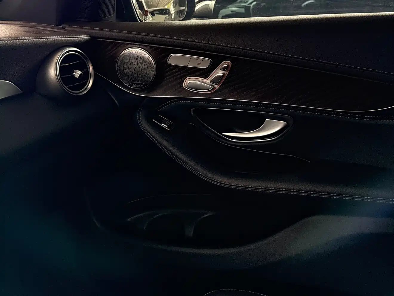 Mercedes-Benz GLC 2020 Facelift GLC 260 L 4MATIC Luxury фото 17
