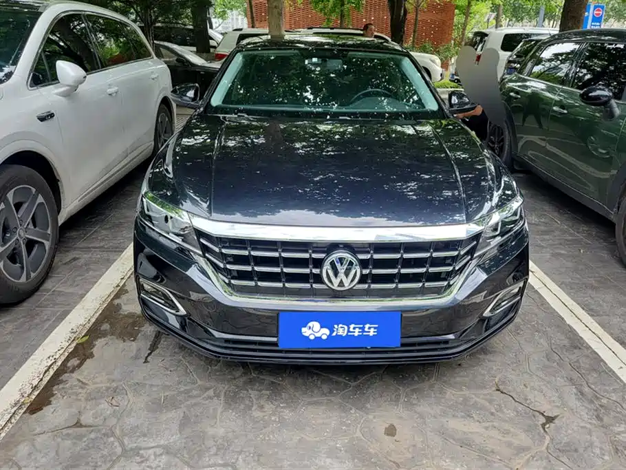 Volkswagen Passat 2020 280TSI Business Edition China VI фото 2