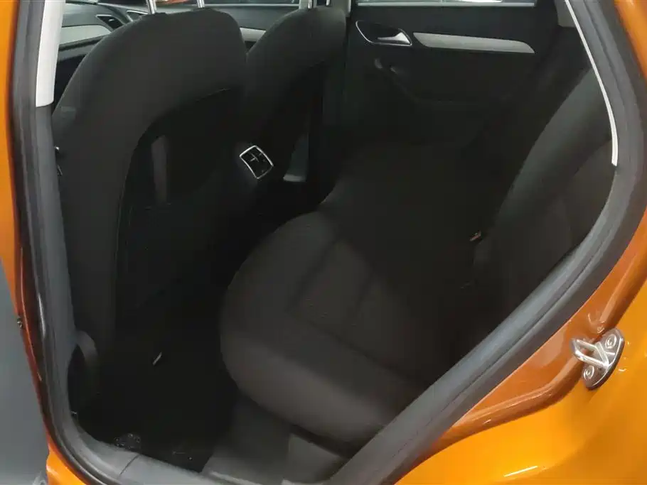 Audi Q3 2015 30 TFSI Progressive фото 11