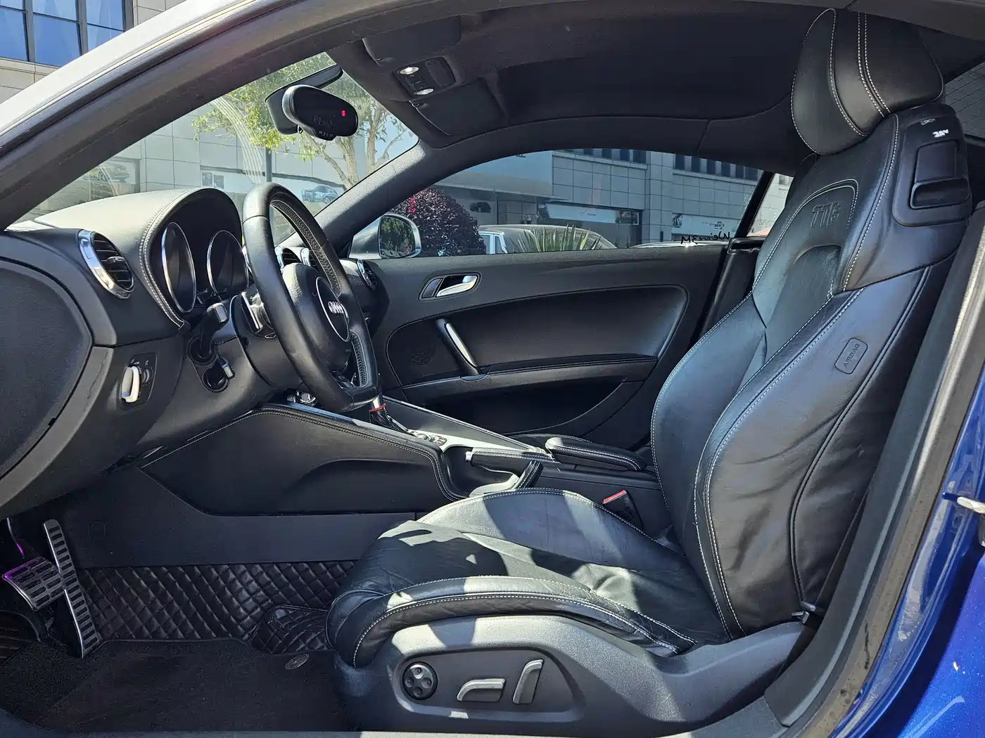 Audi TTS 2013 TTS Coupe 2.0TFSI quattro фото 9