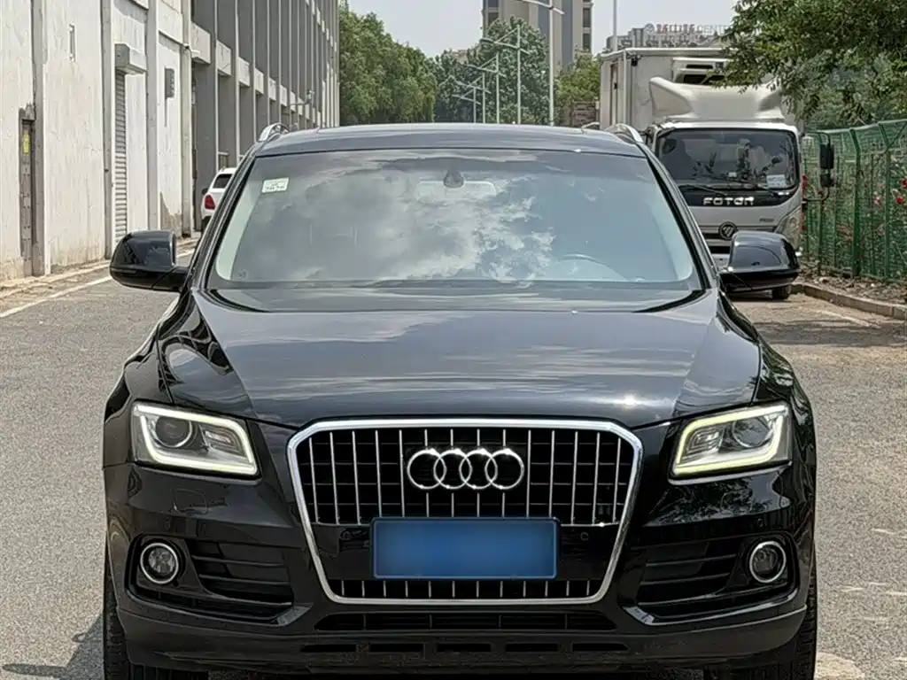 Audi Q5 2016 40 TFSI Comfort Model фото 15
