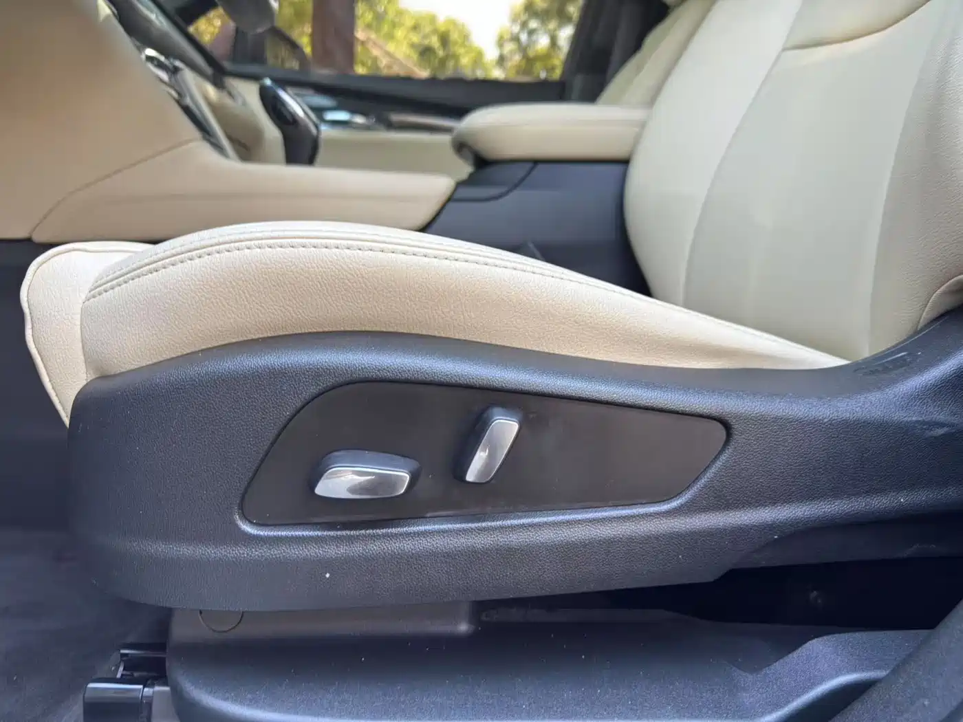 Cadillac XT5 2016 28T AWD Technology Model фото 17